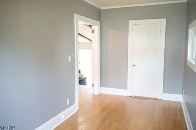 40 E Lincoln Ave, Roselle Park, NJ 07204 - Photo 9