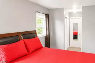 40 E Lincoln Ave, Roselle Park, NJ 07204 - Photo 11