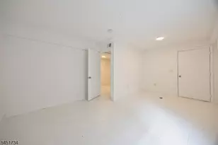 235 Keen St, Paterson, NJ 07524 - Photo 19