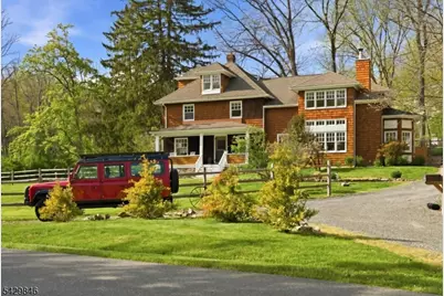 12 Cold Springs Road, Tewksbury Township, NJ 07830 - Photo 3