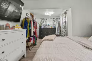 484 Raritan Rd, Roselle, NJ 07203 - Photo 17