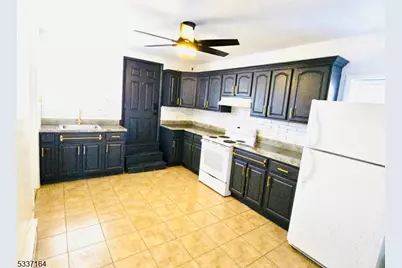 10-14 Noll Pl #3, Newark, NJ 07106 - Photo 17