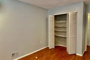 111 Lindsey Ct, Franklin Township, NJ 08823 - Photo 23