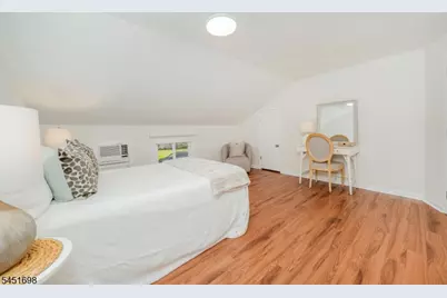 52 Delmore Ave, Berkeley Heights Township, NJ 07922 - Photo 25