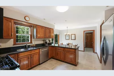 6 Deerwood Trl, Warren Township, NJ 07059 - Photo 21