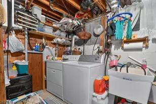 8 Growney St, Edison, NJ 08817 - Photo 29