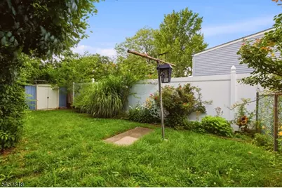 8 Growney St, Edison, NJ 08817 - Photo 33