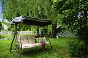 8 Growney St, Edison, NJ 08817 - Photo 31