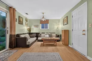 8 Growney St, Edison, NJ 08817 - Photo 7