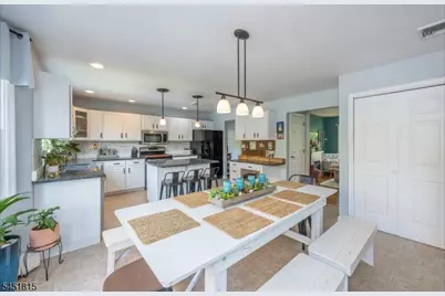 23 Palomino Trl, Vernon Twp., NJ 07462 - Photo 5