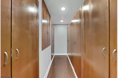 34 Eider Ct, Wayne, NJ 07470 - Photo 29