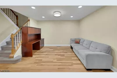 34 Eider Ct, Wayne, NJ 07470 - Photo 5