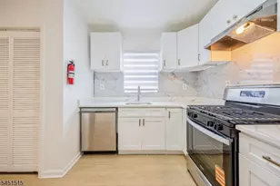 422 Halsted St, East Orange, NJ 07018 - Photo 13