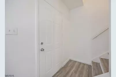 422 Halsted St, East Orange, NJ 07018 - Photo 7