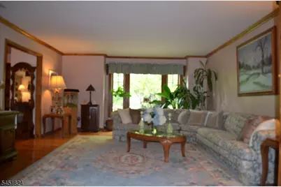 1 Glenbrook Ct, Hanover Township, NJ 07981 - Photo 5