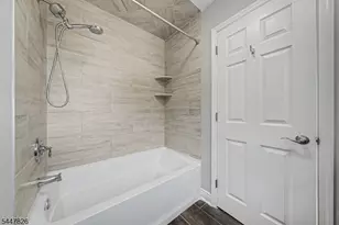 4 Michael Ct, Hamburg, NJ 07419 - Photo 33