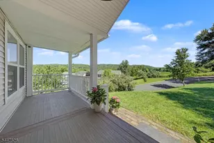4 Michael Ct, Hamburg, NJ 07419 - Photo 3