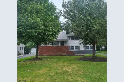 19 Grandview Ave, North Caldwell, NJ 07006 - Photo 1