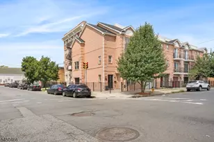 219 Broad St, Newark, NJ 07104 - Photo 31
