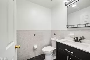 219 Broad St, Newark, NJ 07104 - Photo 11