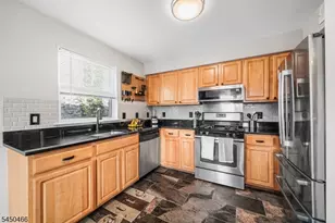 219 Broad St, Newark, NJ 07104 - Photo 9