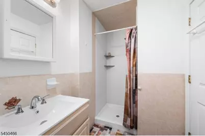 219 Broad St, Newark, NJ 07104 - Photo 27