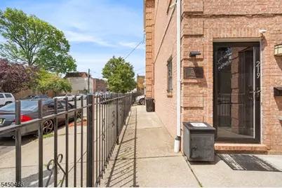 219 Broad St, Newark, NJ 07104 - Photo 29