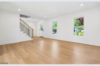 72 E Cedar St, Livingston, NJ 07039 - Photo 9