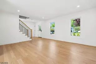72 E Cedar St, Livingston, NJ 07039 - Photo 9
