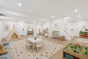 72 E Cedar St, Livingston, NJ 07039 - Photo 11