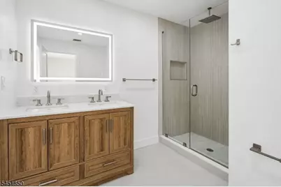 72 E Cedar St, Livingston, NJ 07039 - Photo 15