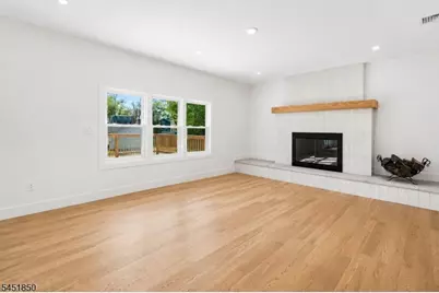 72 E Cedar St, Livingston, NJ 07039 - Photo 7