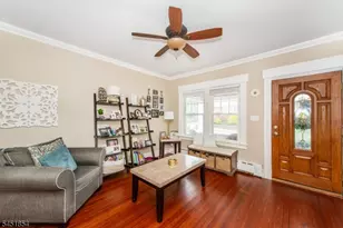 26 Dewey Ave, Totowa, NJ 07512 - Photo 5