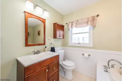 26 Dewey Ave, Totowa, NJ 07512 - Photo 15