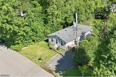 8 Madelyn Ave, West Milford, NJ 07480 - Photo 27
