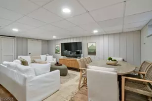 240 Gordon Ave, Totowa, NJ 07512 - Photo 11
