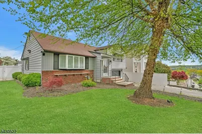 240 Gordon Ave, Totowa, NJ 07512 - Photo 23
