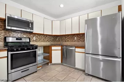 285 Penns Way, Bernards Township, NJ 07920 - Photo 11