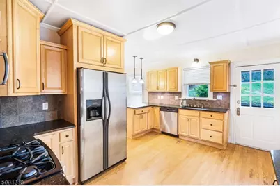 106 Western Ave, Morristown, NJ 07960 - Photo 13