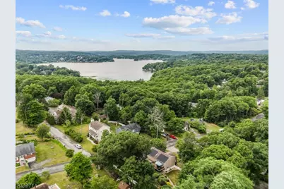 1 Bertha St, Hopatcong, NJ 07874 - Photo 37