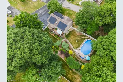 1 Bertha St, Hopatcong, NJ 07874 - Photo 3