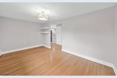 117 Mountain View Rd #2, Hillsborough Township, NJ 08844 - Photo 9