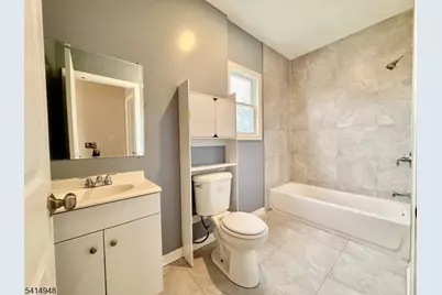 52 Montrose Ter, Irvington, NJ 07111 - Photo 9