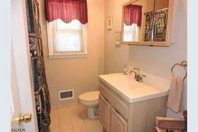 15 Main Ave #0, Elmwood Park, NJ 07407 - Photo 11