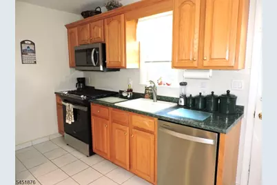 15 Main Ave #0, Elmwood Park, NJ 07407 - Photo 7