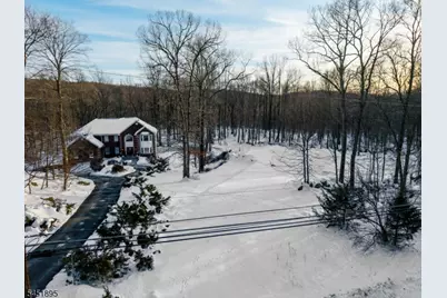 322 Andover Sparta Rd, Andover Township, NJ 07860 - Photo 5