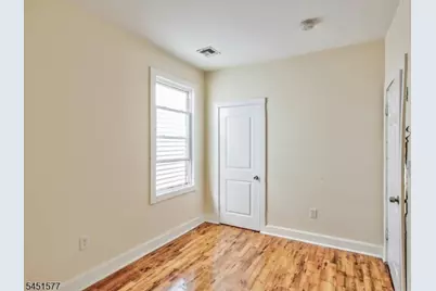 225 S 10th St, Newark, NJ 07107 - Photo 31