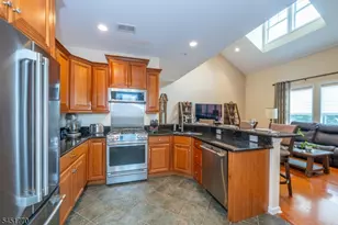 814 River Place, Butler, NJ 07405 - Photo 9
