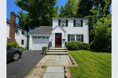 1129 Caldwell Ave, Union Township, NJ 07083 - Photo 1