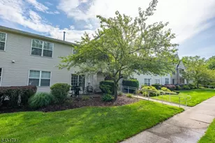10 Parkside Ct, Wayne Twp., NJ 07470 - Photo 17